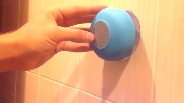 Беспроводные водонепроницаемые колонки BathBeats 1 смотреть онлайн