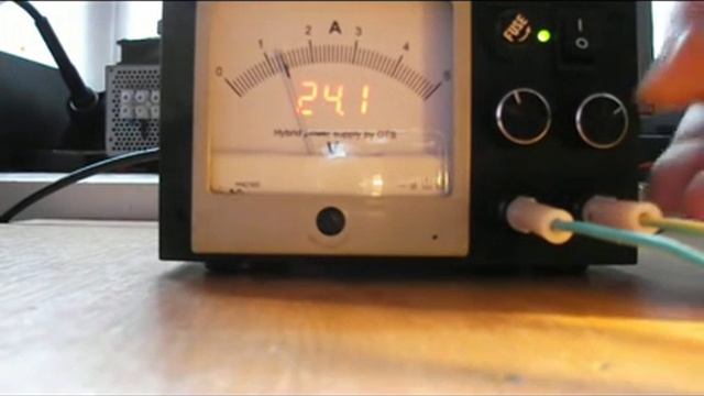 лабораторный блок питания то что получилось в итоге.