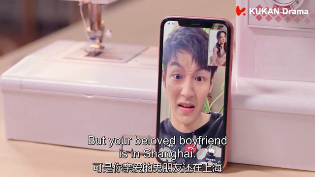 🦊宠溺，远程陪睡！霸总跨洋电话，要给灰姑娘讲睡前故事，两人甜甜蜜蜜【速看EP24|若你安好便是晴天Sunshine of My Life】 смотреть онлайн