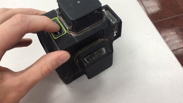 Лазерный уровень Clubiona смотреть онлайн