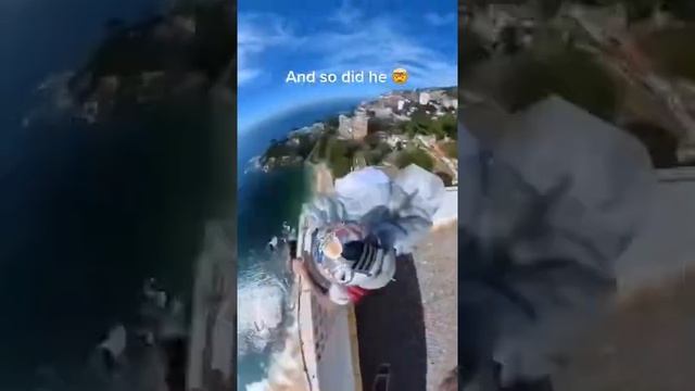 Как прыгнуть с парашюта с крыши смотреть онлайн