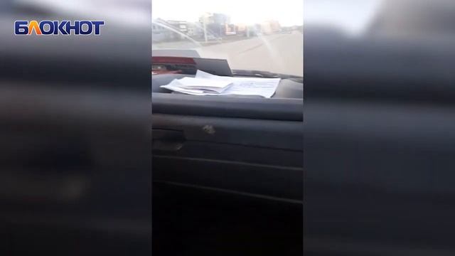 «Эту груду пора сдать на металлолом»: волгодончанка о городских маршрутках смотреть онлайн