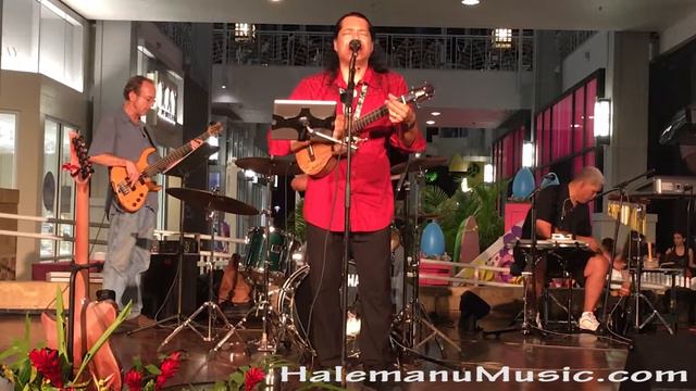 Halemanu performing Ukulele World live! смотреть онлайн