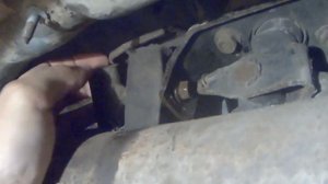 Как заменить опору кулисы Ниссан Альмера Классик... и не потратить несколько тысяч рублей