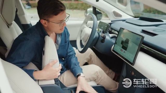 The Zeekr X Is A Premium Electric SUV (With A Removable Fridge?!) смотреть онлайн