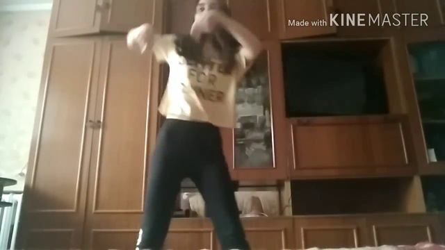 ТАНЦУЮ ПОД ПЕСНЮ БАРАБАН смотреть онлайн
