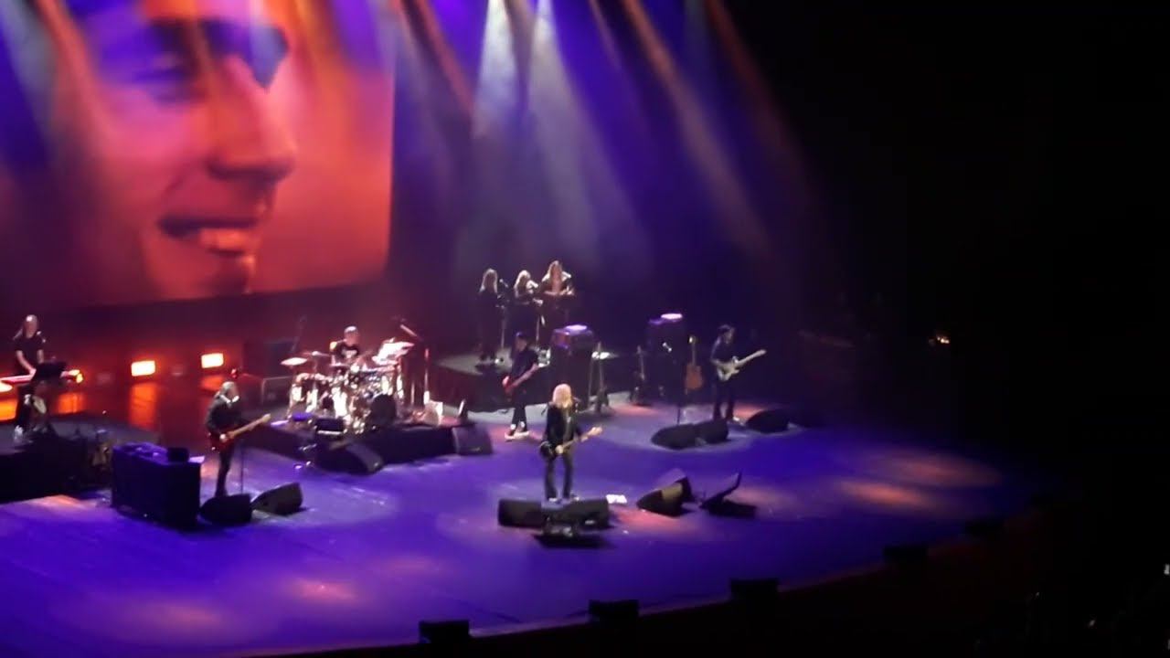 Александр Иванов и группа "Рондо" (фрагменты_live) смотреть онлайн