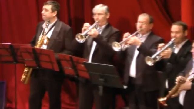 Cerezo Roza из репертуара оркестра Perez Prado - исп. Эстрадный оркестр соло – А. Забигулин смотреть онлайн
