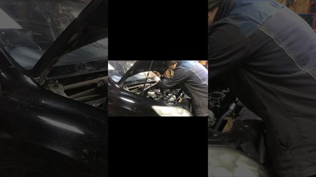 Как снять стеклоочистители и жабо Тойота Харриер. Remove windscreen wipers and Toyota Harrier frills смотреть онлайн