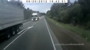 У грузовика отказали тормоза!