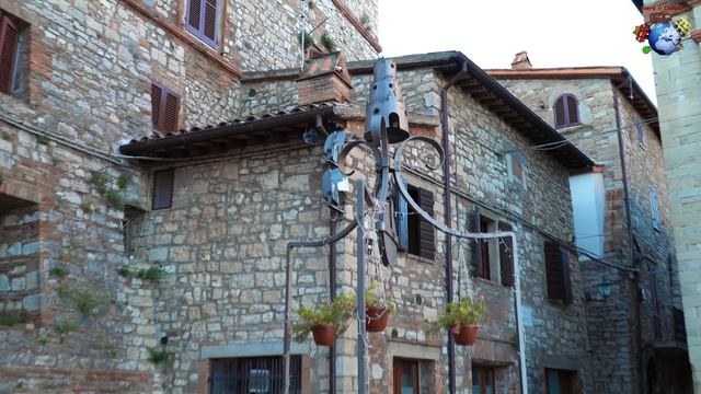 Monte Castello di Vibio (PG) e il suo teatro più piccolo del mondo. Viaggio "Estate 2022" in Camper смотреть онлайн