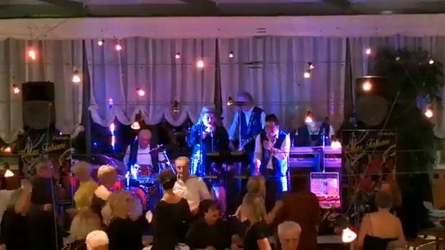 Veglione di San Silvestro Hotel Leonardo da Vinci Erba (Co) смотреть онлайн