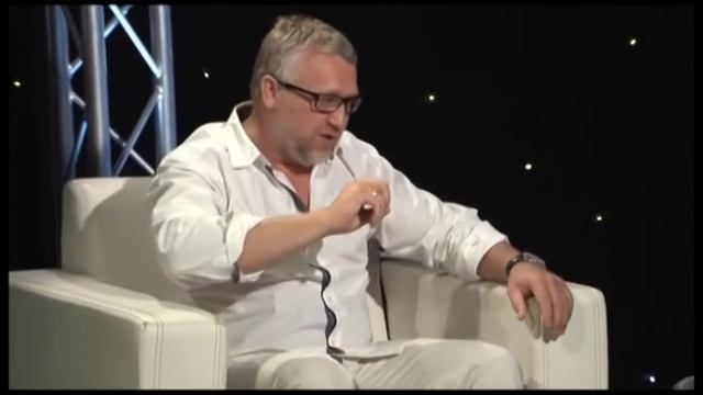 Программа 140 "Образ христианина или теологи на пляже" смотреть онлайн