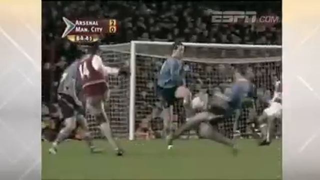 Arsenal 2 x 1 Manchester City - Campeonato Inglês 2003/2004 смотреть онлайн