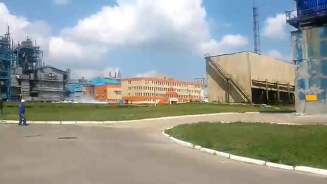 Видео с места аварии на химзаводе 