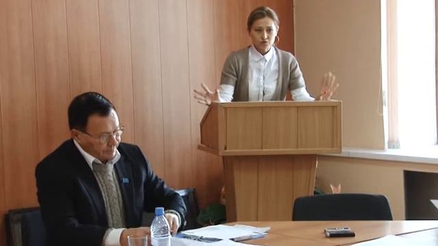 Спорную землю реализует на торгах смотреть онлайн