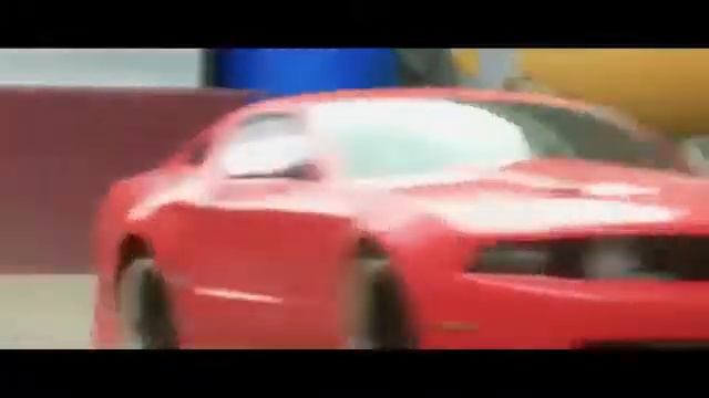 Погоня полицейских за мустангом смотреть онлайн