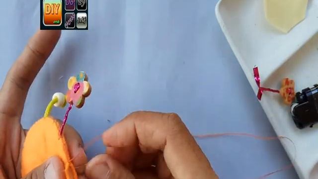 DIY Caterpilar Felt Craft - No Glue Felt Craft Idea For Kids смотреть онлайн