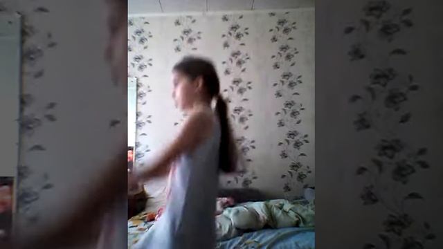 Я на карантине танцую смотреть онлайн