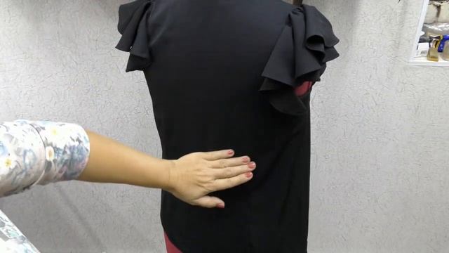 Чёрная блузка с воланами - крылышками. Обзор третьей блузки.