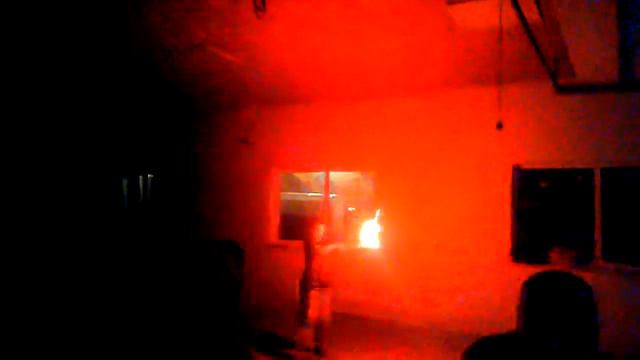 Бешеный пацан и огненные танцы смотреть онлайн