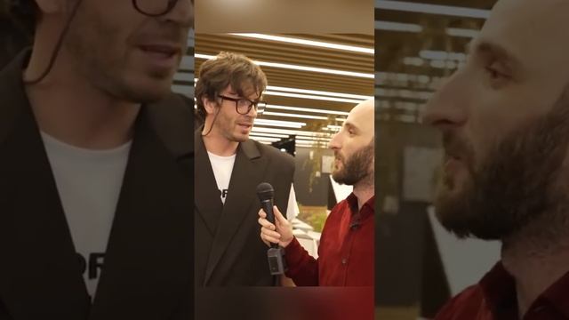 Омар продвигает дагестанцев | Омар в Большом городе #shorts смотреть онлайн