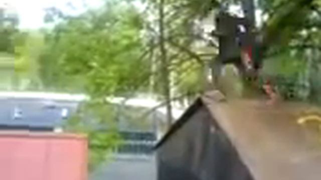 Неудачный прыжёк. Прикол! смотреть онлайн