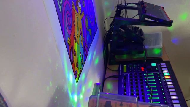 Jungle at Night --- Roland TR-8S + IK Multimedia Uno Synth смотреть онлайн