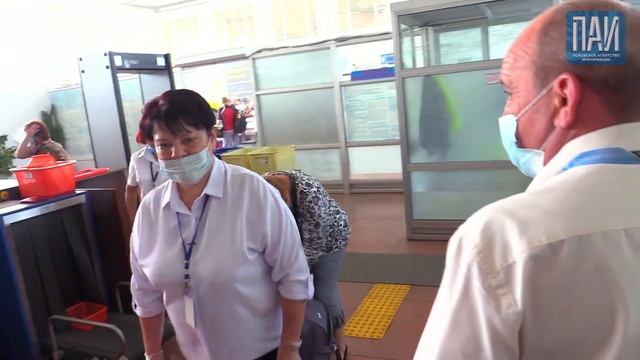 Аншлаг в псковском аэропорту смотреть онлайн