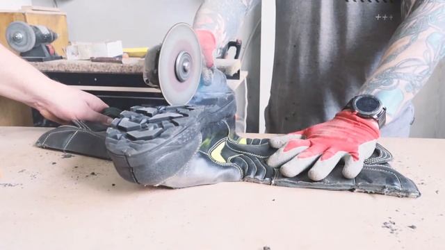 Сапоги пожарного: что внутри? Опасно! Не повторять! смотреть онлайн