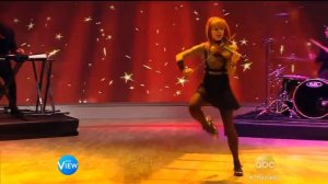 Lindsey Stirling Performs on «The View»