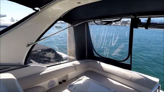 Larson 310 Cabrio Express Cruiser Tour by SMYYACHTS смотреть онлайн