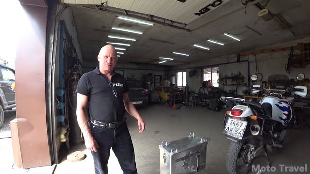 Кофры и багажная система на Africa Twin 750 от Black African.