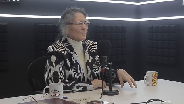 Бобоназарова: Баҳси китоб, зиёӣ, занон ва ҷомеа смотреть онлайн