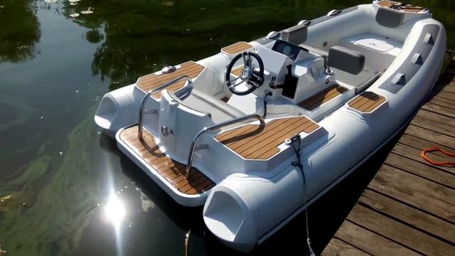RIB на водомете двигатель водного мотоцикла. смотреть онлайн