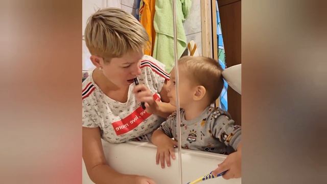 Учимся чистить зубы с ребёнком, нам 1,6 года смотреть онлайн