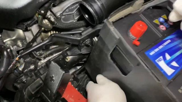 MAZDA CX5 KF BATTERY REPLACEMENT CHANGE BATTERIE WECHSELN START STOP PROBLEM U3003 смотреть онлайн
