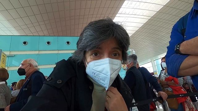 Barcelona Airport Boarding - Vueling Flight to Valencia смотреть онлайн