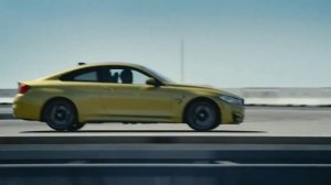 Дрифт BMW M4 на авианосце