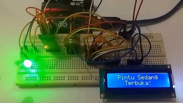 QR Code Door Lock with Arduino and Android смотреть онлайн