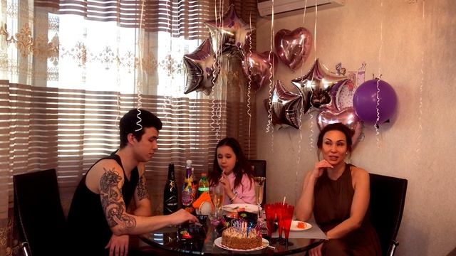 ДЕНЬ РОЖДЕНИЯ! Весело отмечаем! Челлендж Колла Фанта Спрайт! смотреть онлайн