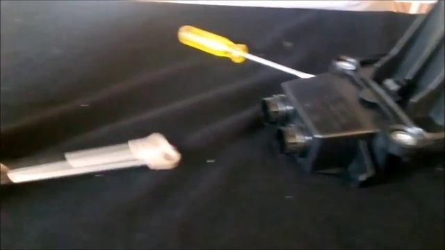 Reemplazar selector de velocidades NISSAN TIIDA 1.6L 2009-2012 смотреть онлайн