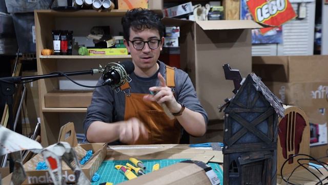 Untangling Toys Ep 1: Cardboard Boxes смотреть онлайн