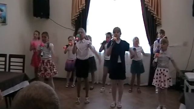 ПРОСТО МЫ МАЛЕНЬКИЕ ЗВЁЗДЫ. смотреть онлайн