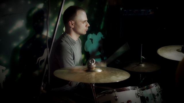 Звери - Напитки Покрепче (НеШкола Барабанов Cover) смотреть онлайн