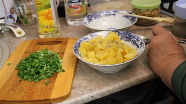 Тёплый картофельный салат. смотреть онлайн