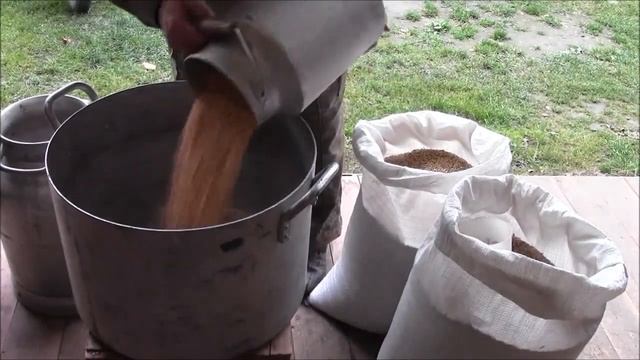 Готовлю зерносмесь для кроликов смотреть онлайн