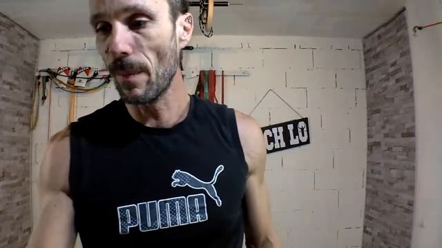 WOD 357 : haut du corps- Séance préparation physique par CoachLo смотреть онлайн