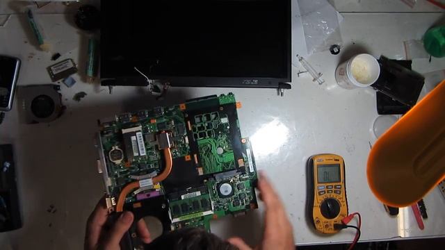 Ремонт ноутбука Asus X59SL мат F5SL с универсальной зарядкой смотреть онлайн