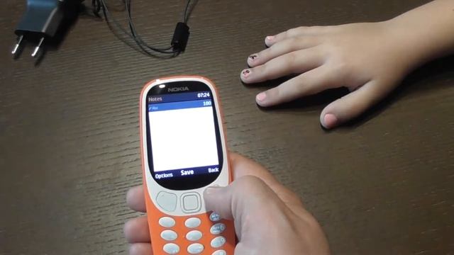 Распаковка Nokia 3310 (2017)